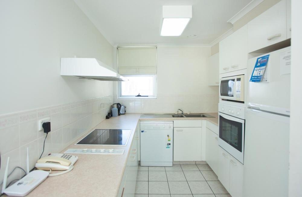 Grosvenor Beachfront Apartments Surfers Paradise Gold Coast Bilik gambar